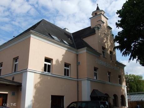 Jahnhalle Außenansicht der Jahnhalle von vorne.