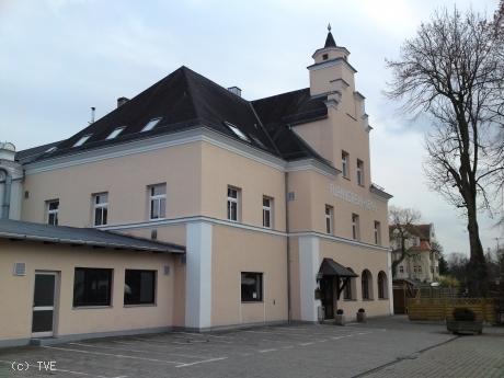 Jahnhalle Außenansicht der Jahnhalle von vorne.