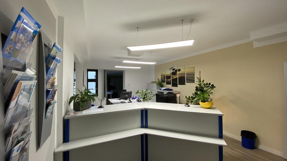 neue Beleuchtung Geschäftsstelle Neue Deckenbeleuchtung in der Geschäftsstelle des TV48.