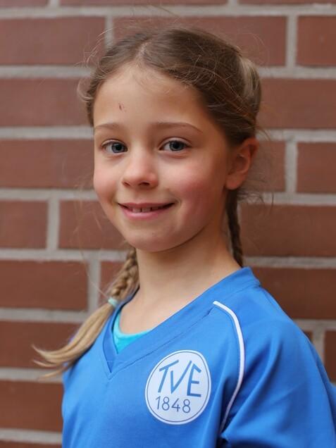 Kimi Kunstmann Kimi_Kunstmann